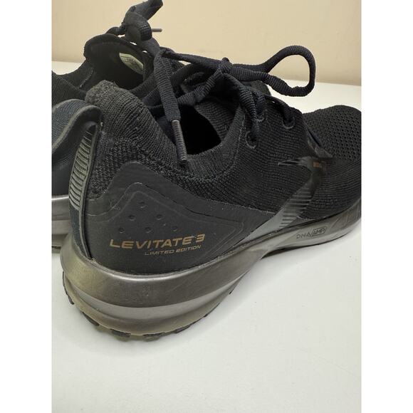 Brooks Levitate 3 Limited Edition Running Shoe Womens 7 Black Knit 1203131 Low - Picture 8 of 10